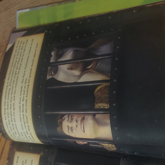 Shrek 2 The Movie Storybook - Picture 13 of 16